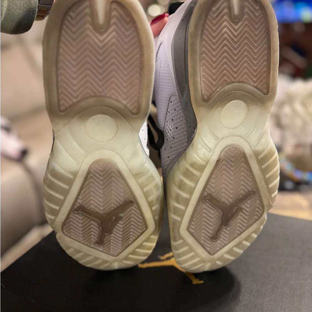 Jordan men’s Lift Off White and Black Sneakers size 11.5. Worn once - Picture 5 of 7